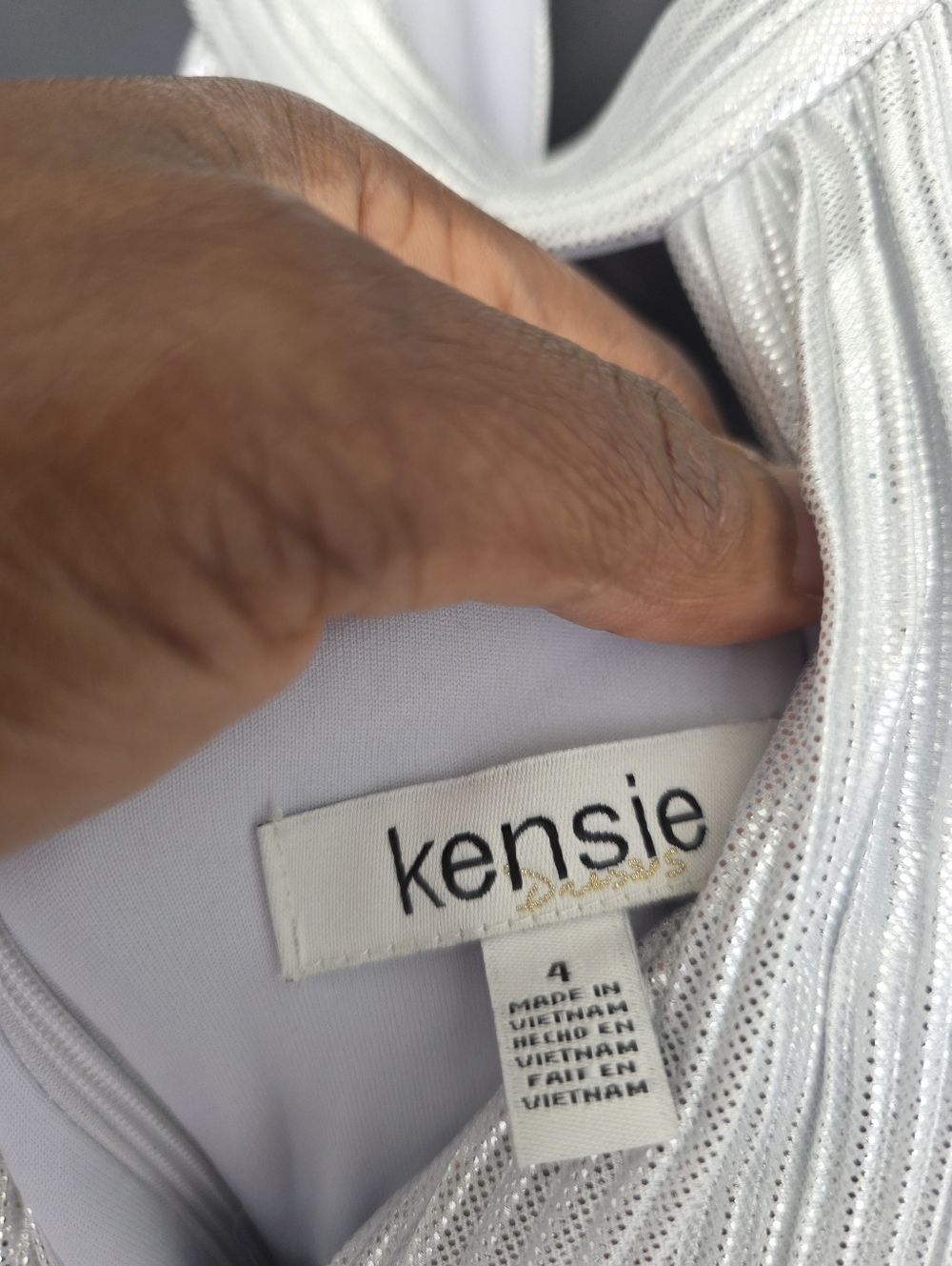 Kensie Silver Metallic Halter Midi Dress Pleated Shimmer Size 4 Women Party NWT - Picture 8 of 11